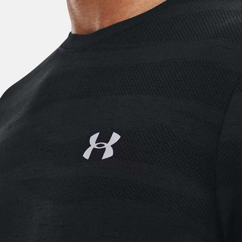 Under Armour Men's Seamless Wave Short Sleeve T-Shirt Black / Mod Grey 7 Under Armour Men's Seamless Wave Short Sleeve T-Shirt Black / Mod Grey - Image 5